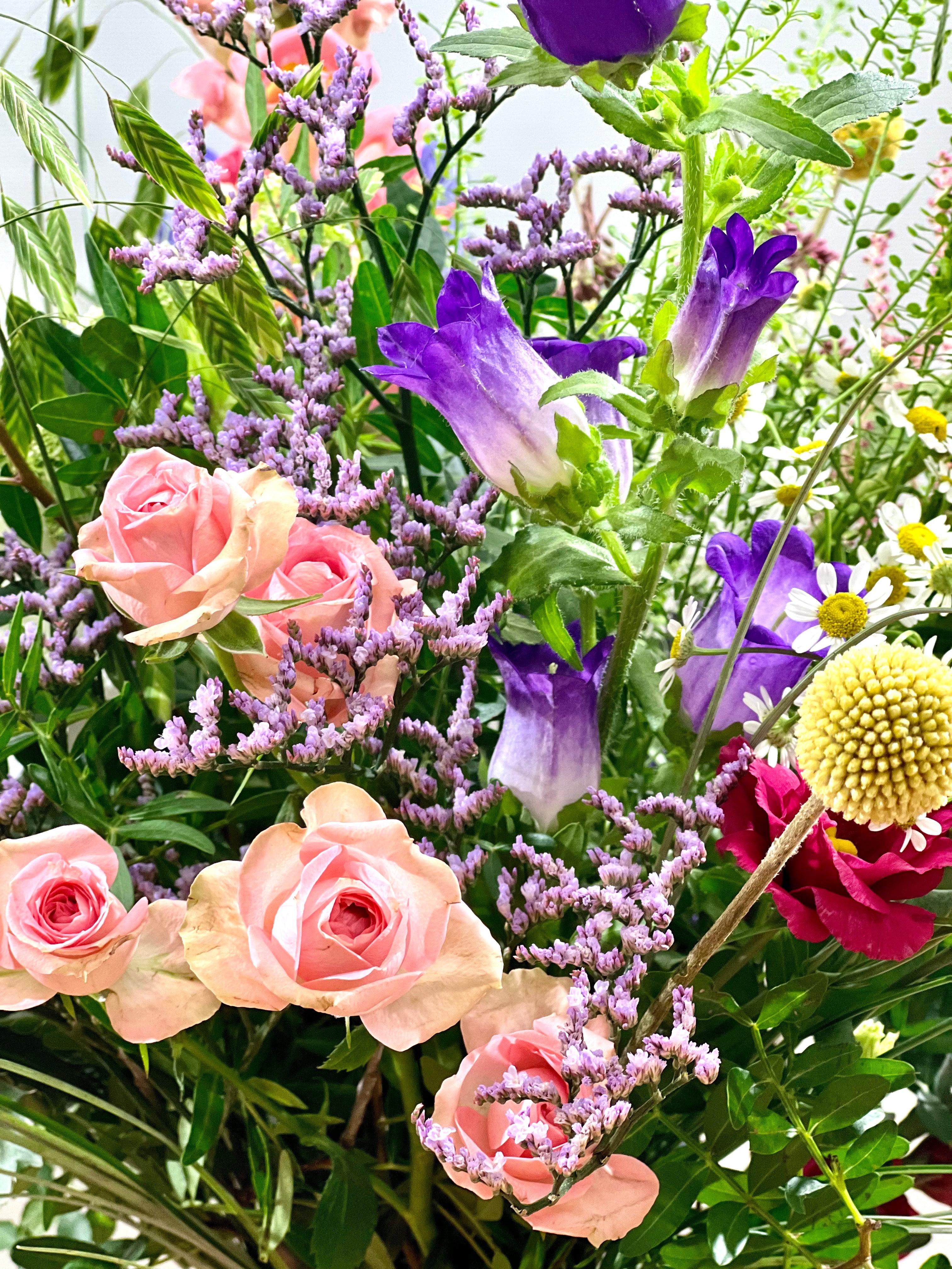 Få buketten til at holde længere med enkel blomsterpleje