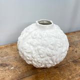 Valnød Porcelænsvase Fra Birch Nielsen - Hvid