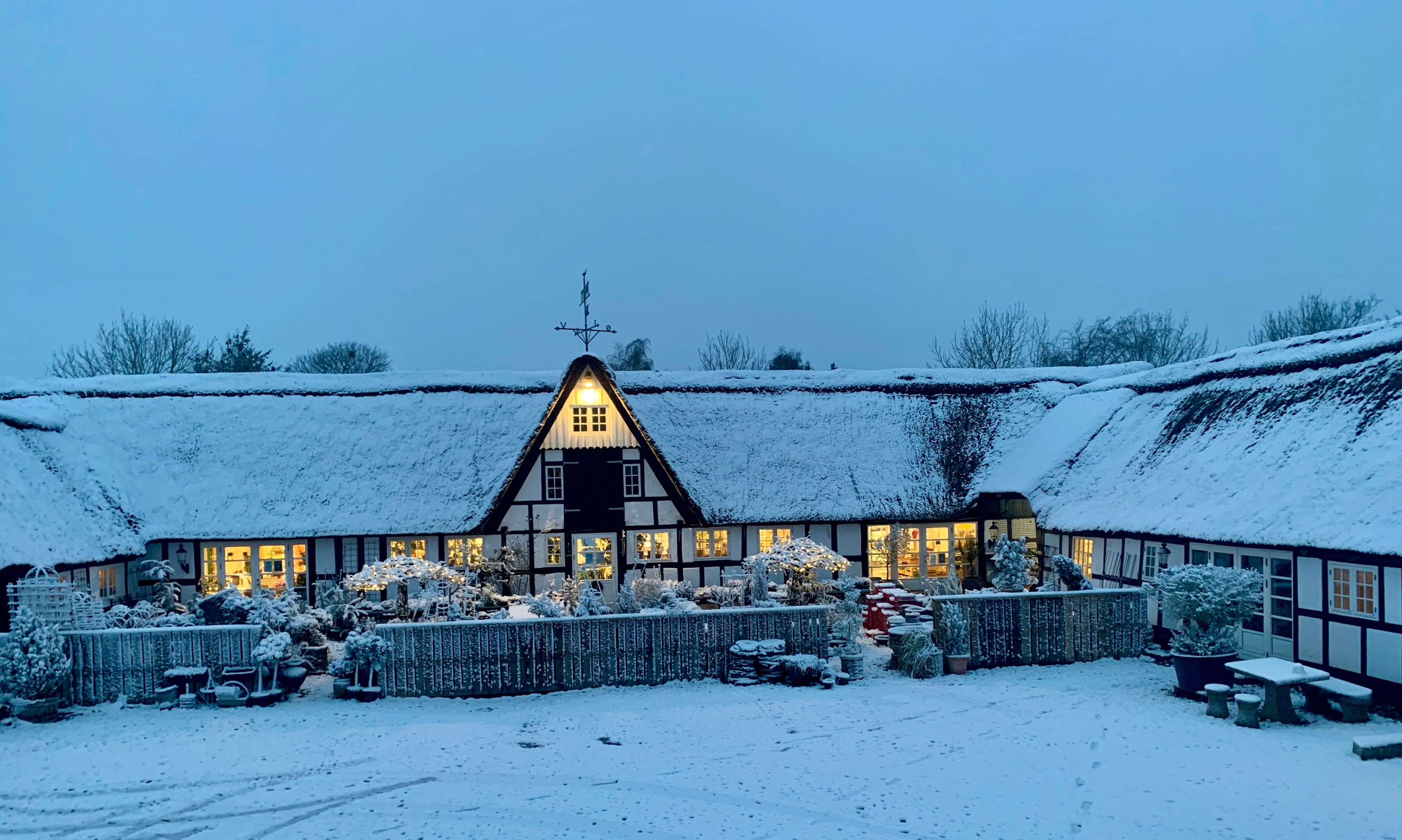 Besøg os på gården